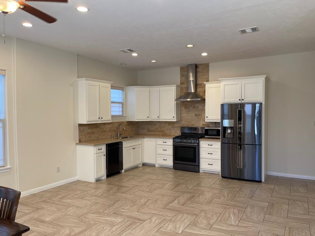 3406 Elser St, Houston TX  77009-5820 exterior