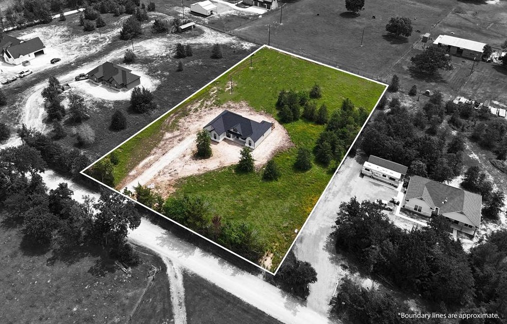 14533 Bundic Rd, Cottonwood, TX 77872-7015