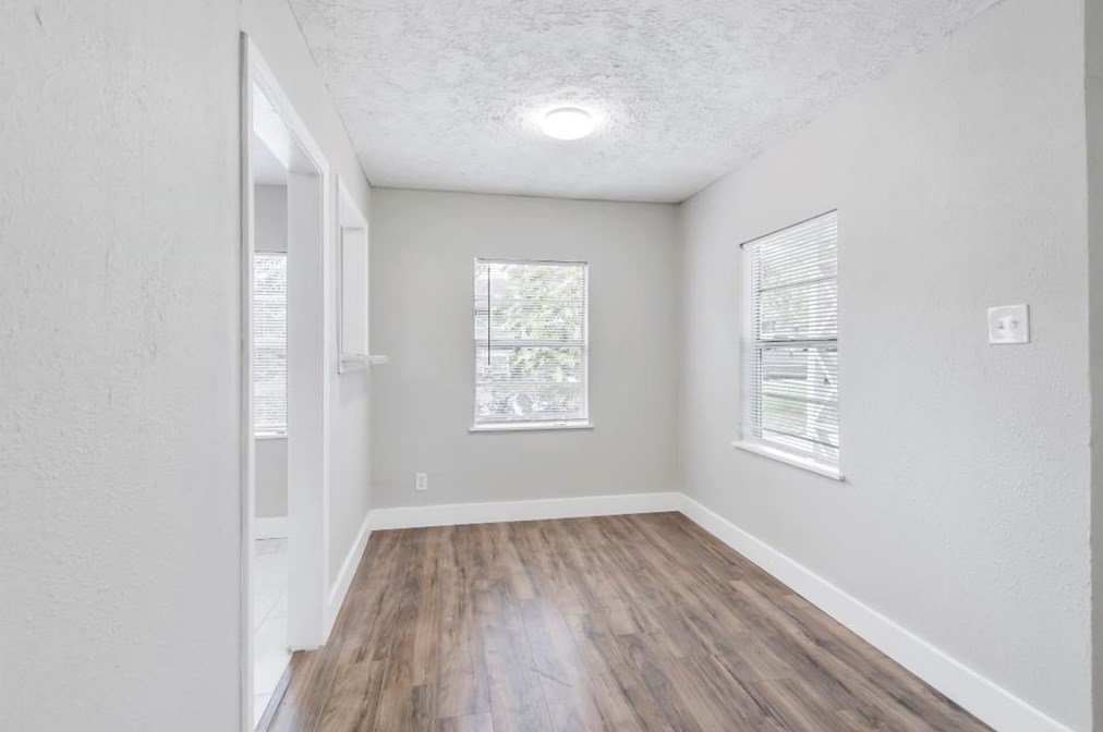5206 Rapido, Houston TX  77033-2640 exterior