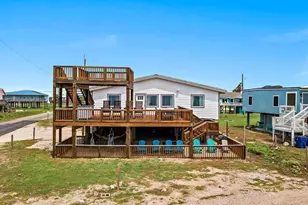 418 Beach Dr, Surfside Beach, TX 77541 - Photo 1