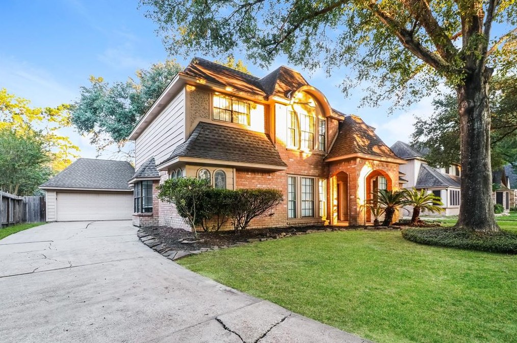 5319 Mulberry Grove Dr, Humble, TX 77345