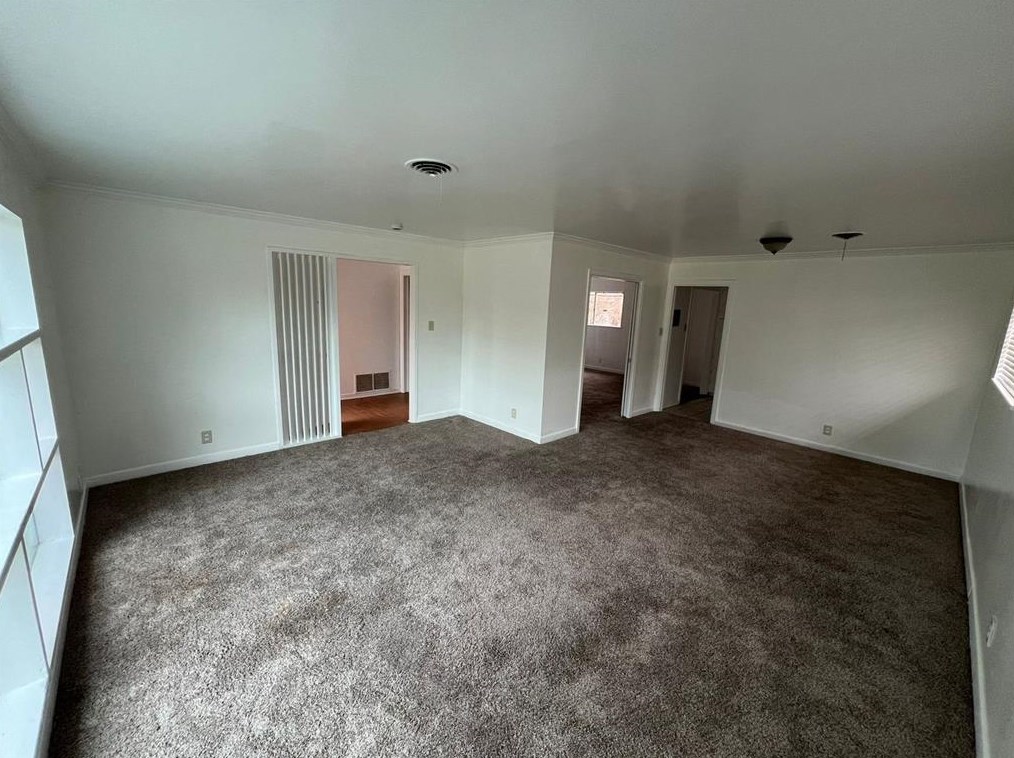 2041 Coronado Pl #b, Orange, TX 77630