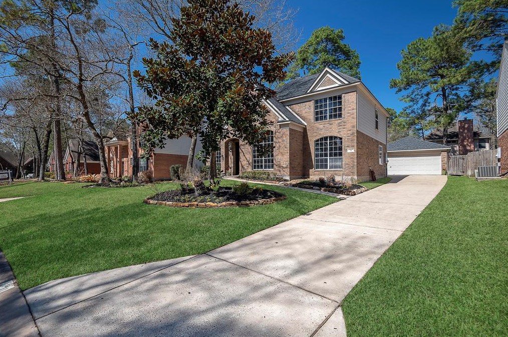 11 Windfern Pl, Spring TX  77382-1014 exterior