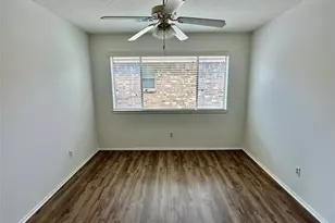 7254 Sonnet Glen Ln, Houston, TX 77095 - Photo 6