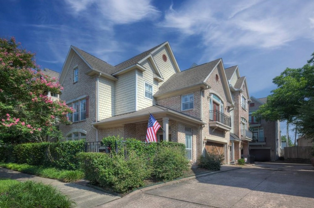 2028 Vermont St, Houston, TX 77019