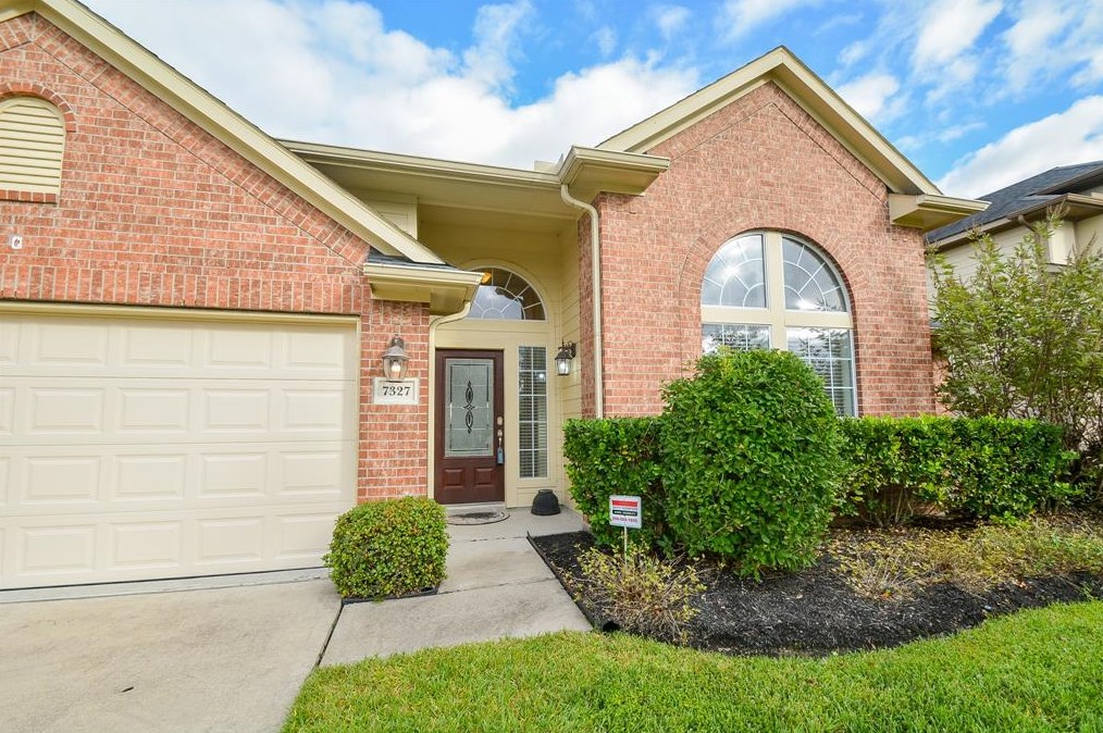 7327 Still Haven Dr, Richmond, TX 77407