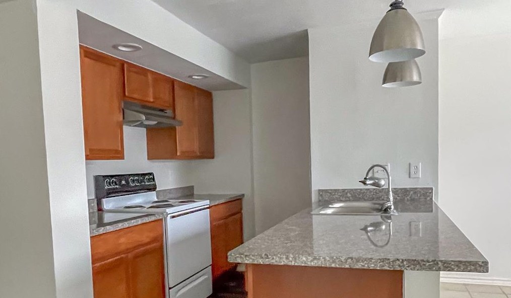 820 W Alabama St #23, Houston, TX 77006