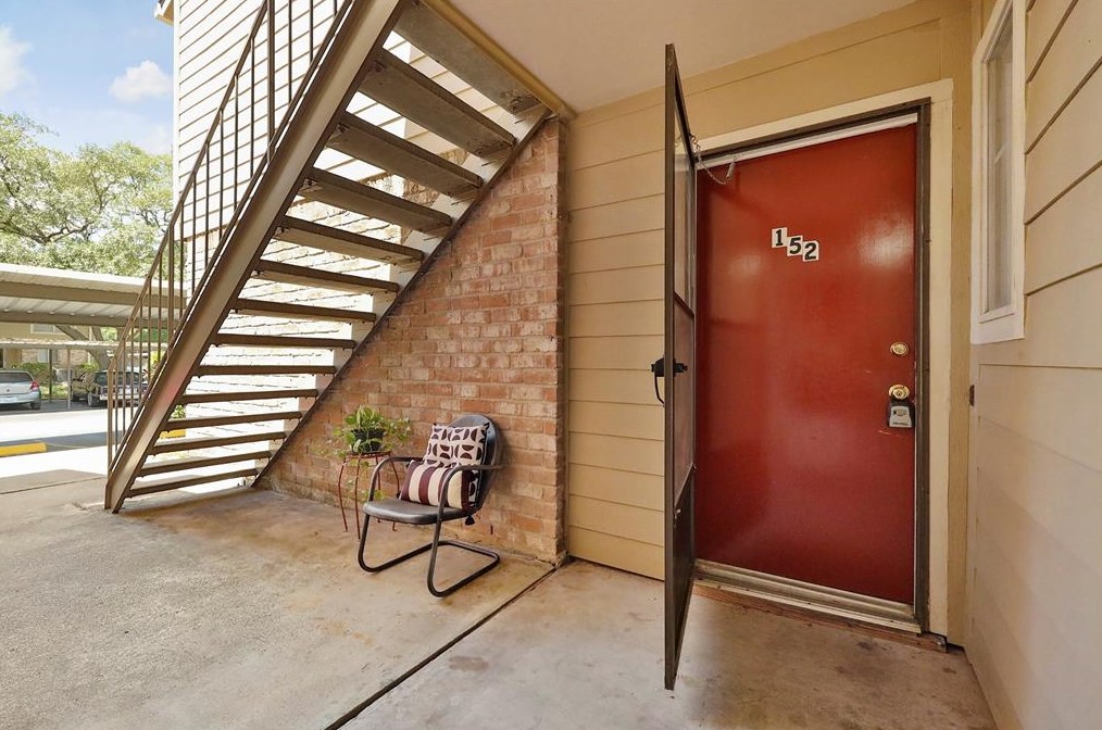 5005 Georgi Ln Apt 152, Houston, TX 77092