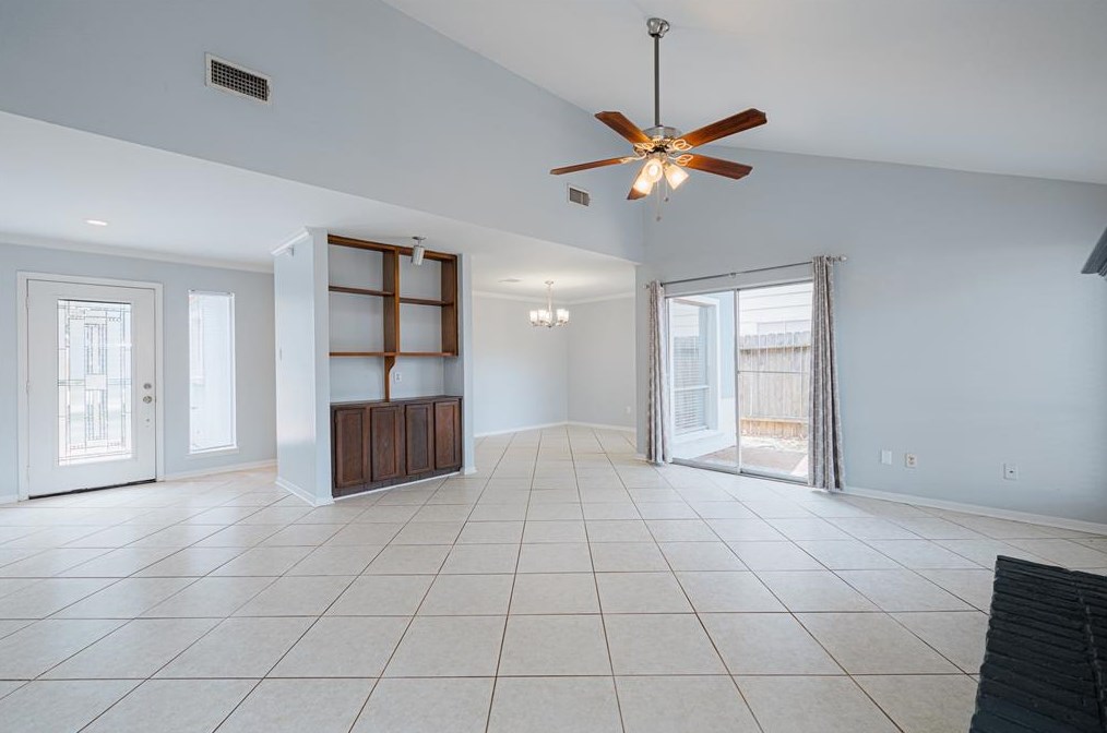 1050 Apache Falls Dr, Katy, TX 77450