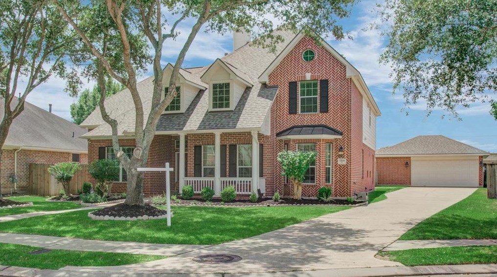 13206 Brushy Knoll Ln, Sugar Land, TX 77498-7412