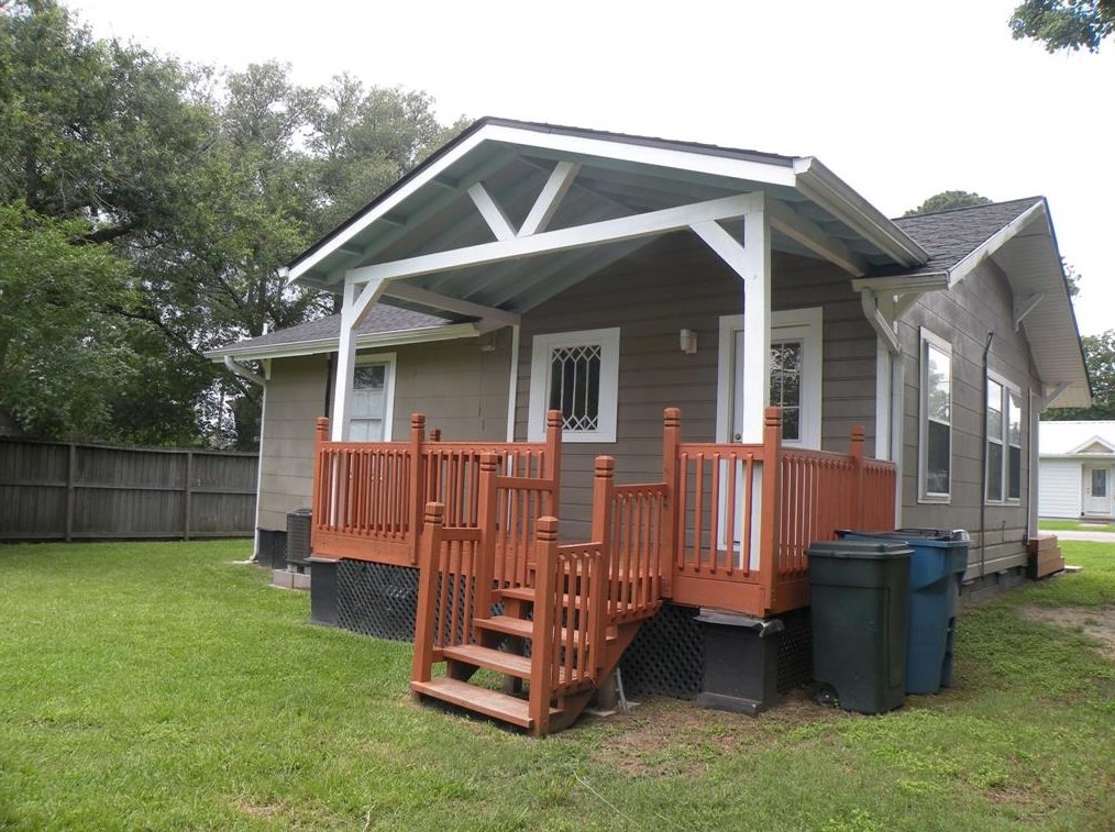 319 N Hunt St, Bellvue, TX 77418