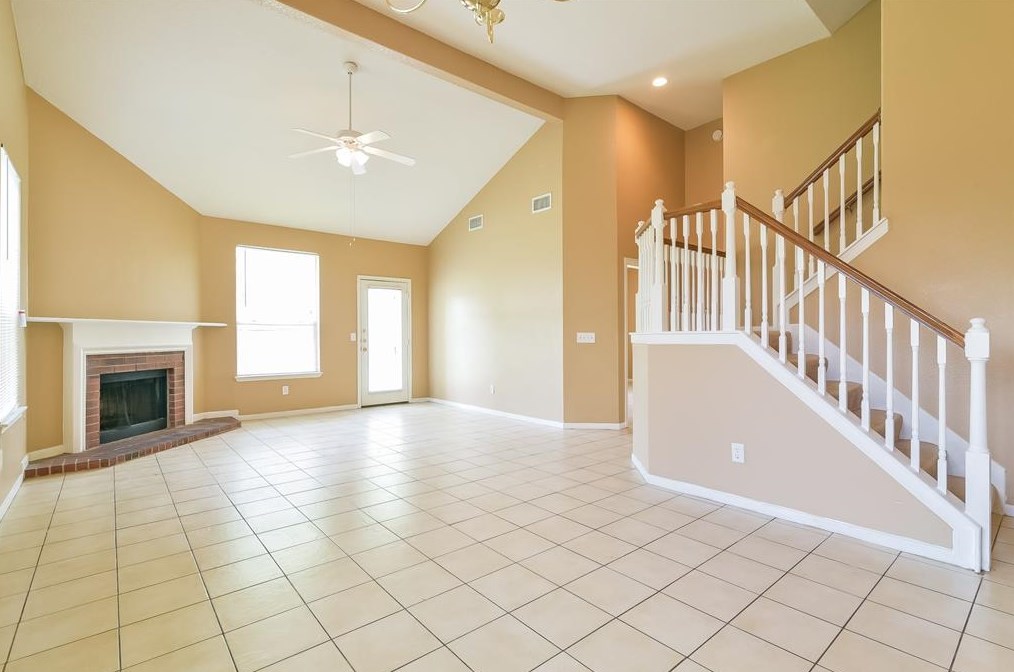 20126 Rolling Hills Ln, Katy TX  77449-4602 exterior