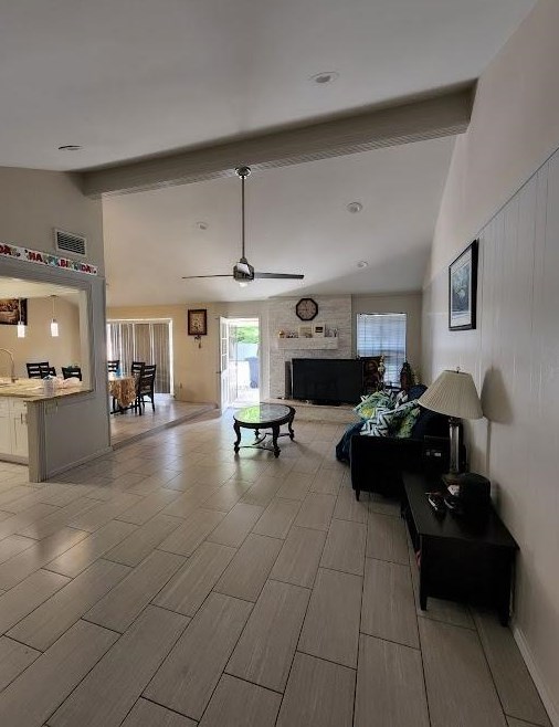 9006 Roos Rd, Houston, TX 77036