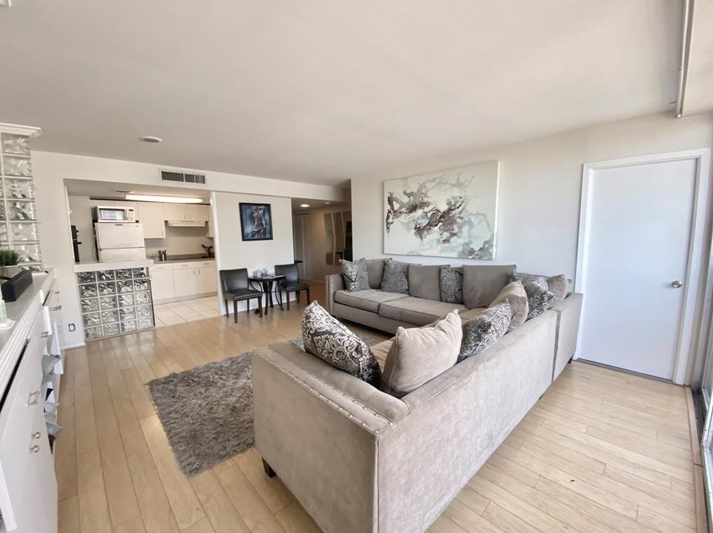 2016 Main St Apt 1401, Houston, TX 77002