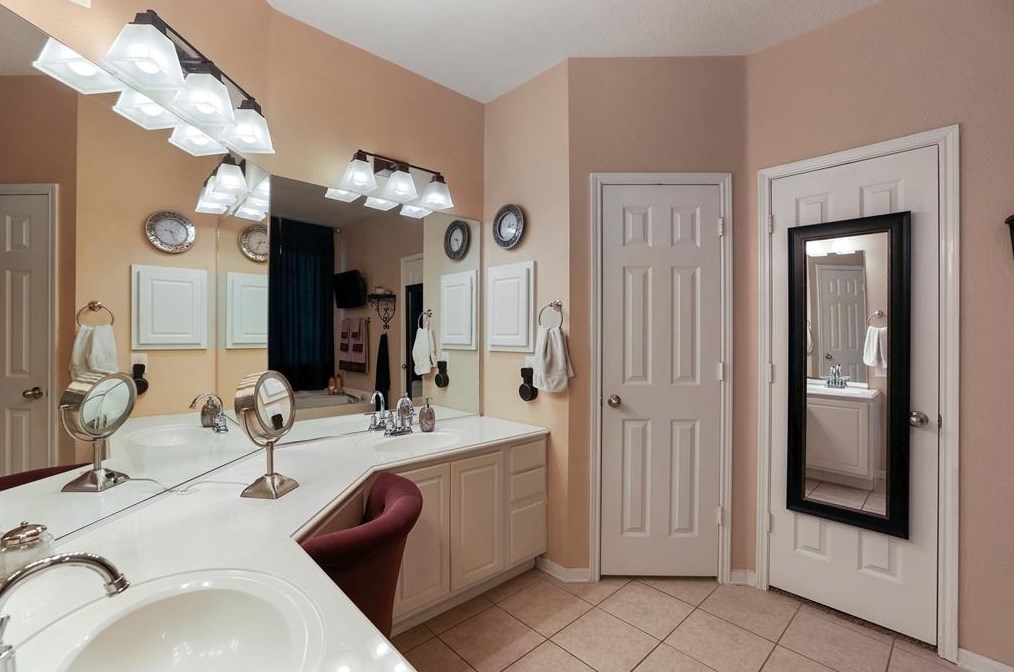 12134 Cyn Ml Dr, Houston TX  77095-6520 exterior