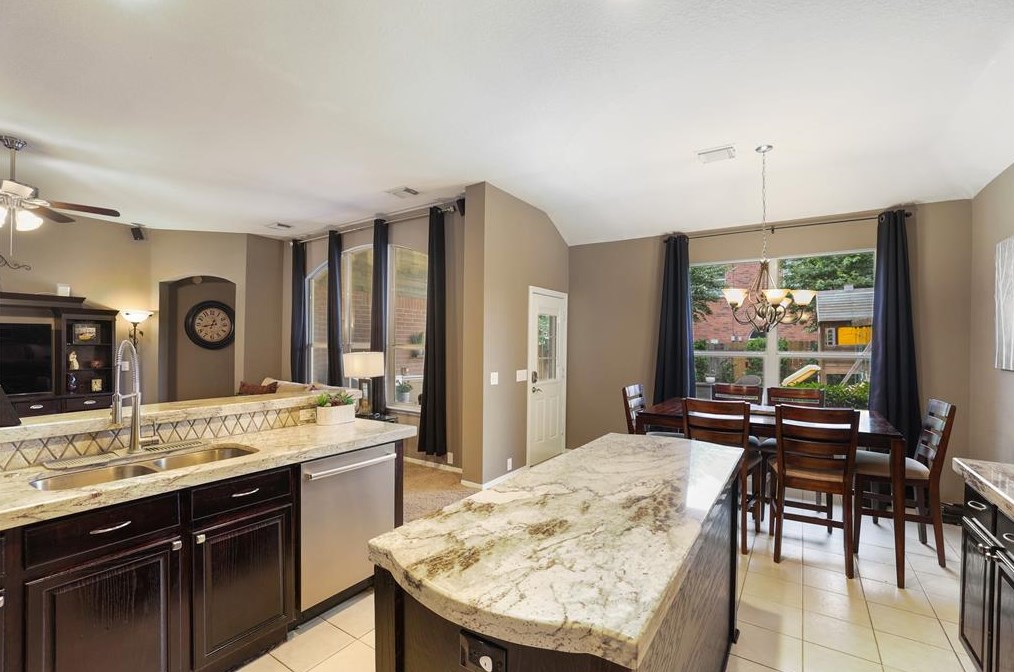 12134 Cyn Ml Dr, Houston TX  77095-6520 exterior