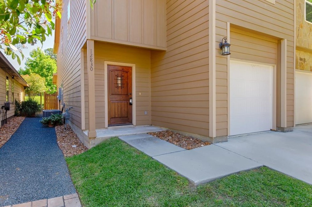12960 Orion, Conroe, TX 77318