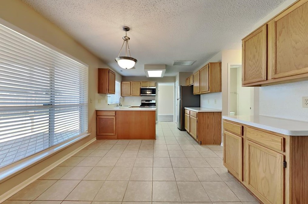 9018 Stoney Bend Dr, Spring TX  77379-6364 exterior