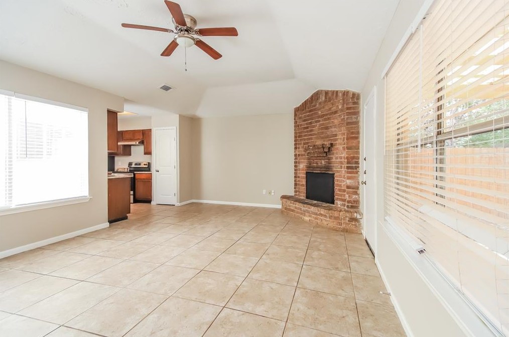 5510 Lynngate Dr, Spring TX  77373-7115 exterior