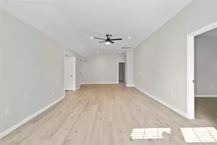 2828 Ave O 1/2, Galveston, TX 77550 - Photo 20