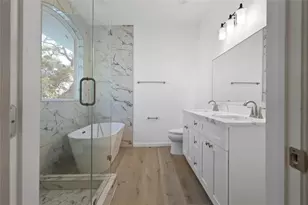 2828 Ave O 1/2, Galveston, TX 77550 - Photo 10