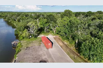 9903 County Road 210, Liverpool, TX 77577 - Photo 2