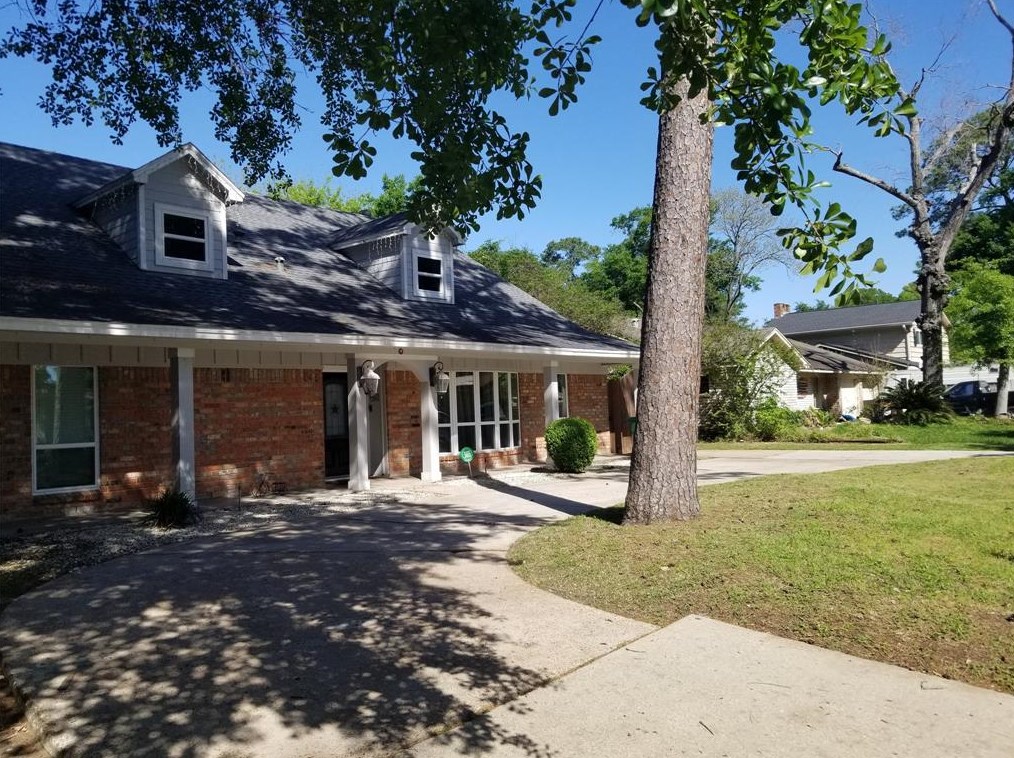 1915 Mallard Dr, Houston, TX 77043