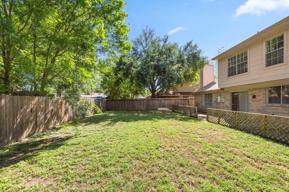 18066 Sagecroft Dr, Houston TX 77084-6724 exterior