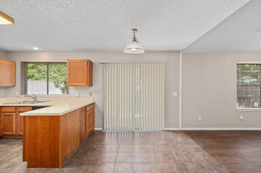 18066 Sagecroft Dr, Houston TX 77084-6724 exterior