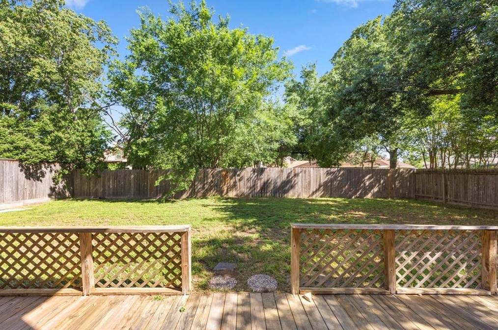 18066 Sagecroft Dr, Houston TX 77084-6724 exterior