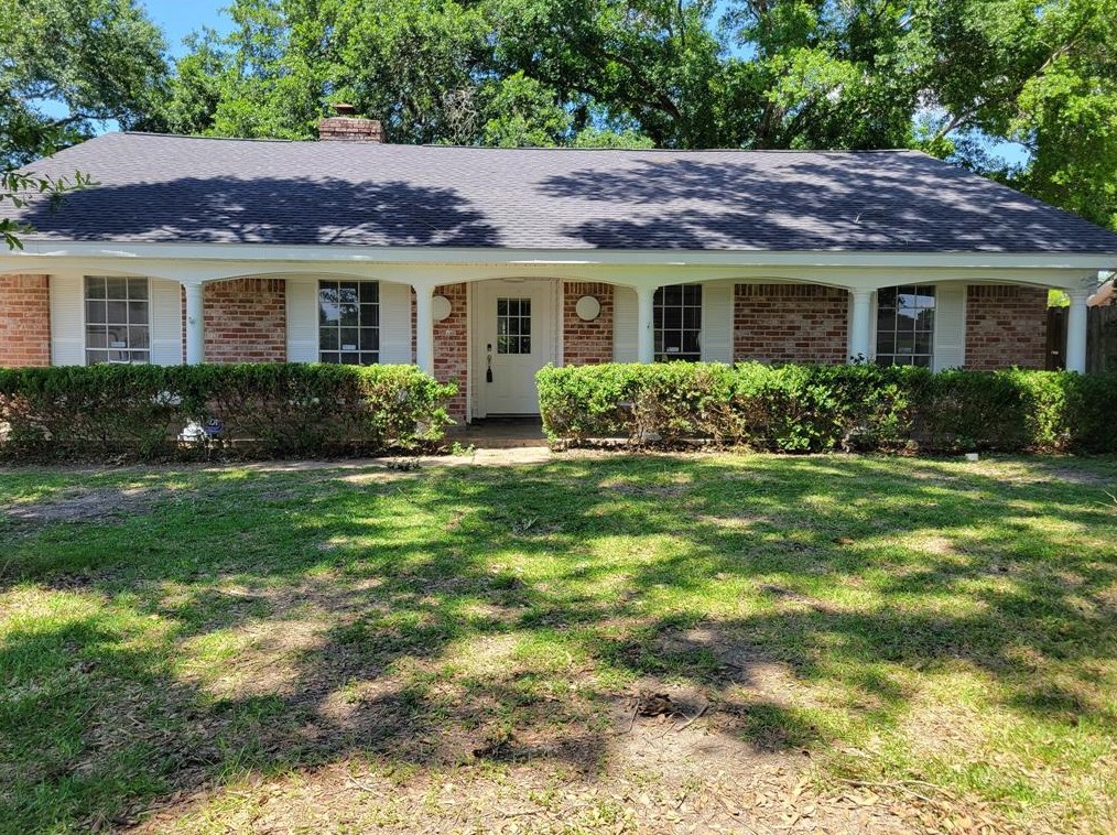 11522 Moonmist Dr, Houston, TX 77072-1836