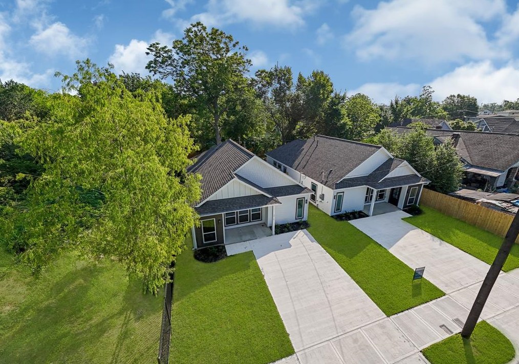 2512 Thomas St, Houston, TX 77009-0077