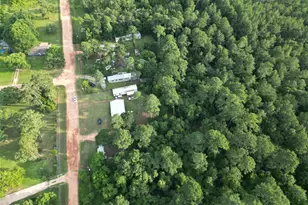 17306 Brittany Ln, Plantersville, TX 77363 - Photo 4