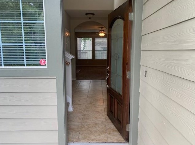 115 Cornflower Dr, Conroe, TX 77384