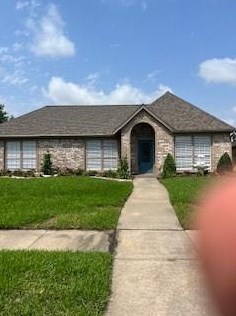 2335 Merion Dr, League City, TX 77573