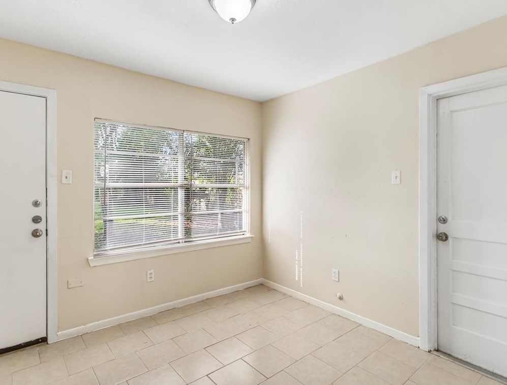 2923 Ebbtide Dr, Houston, TX 77045