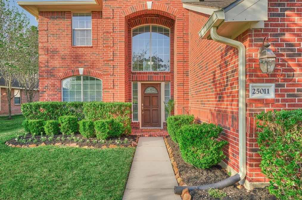 25011 Knob Pines Ct, Spring, TX 77389-4246