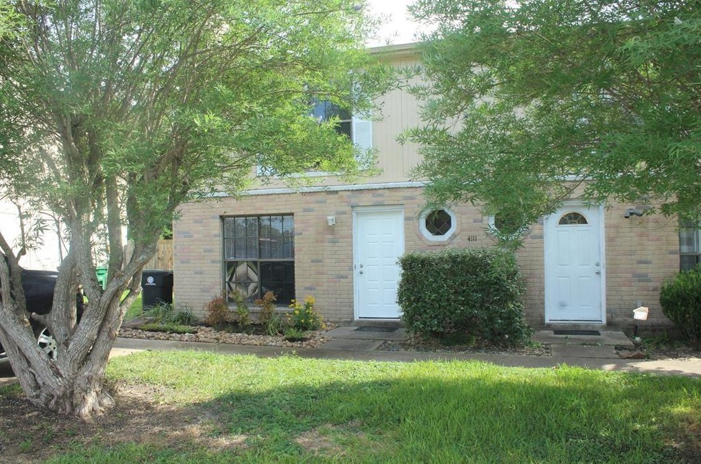 4111 Lark Ln #a, Houston, TX 77025