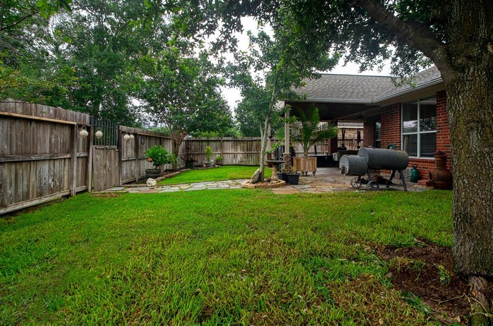 6214 Whistling Pines Dr, Spring, TX 77389-4266