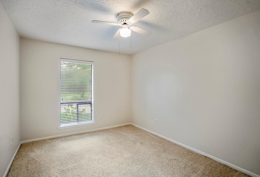 11810 Stillwater Dr, Houston TX  77070-1204 exterior