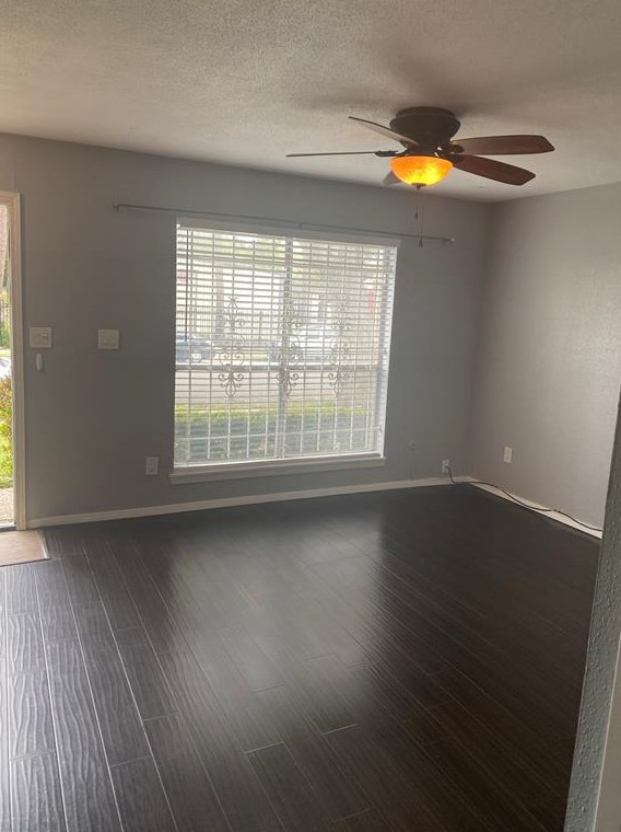 6202 Skyline Dr Apt 3, Houston, TX 77057