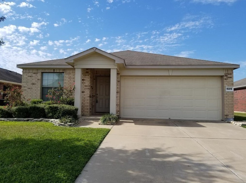 15215 Benson Landing Dr, Cypress, TX 77429