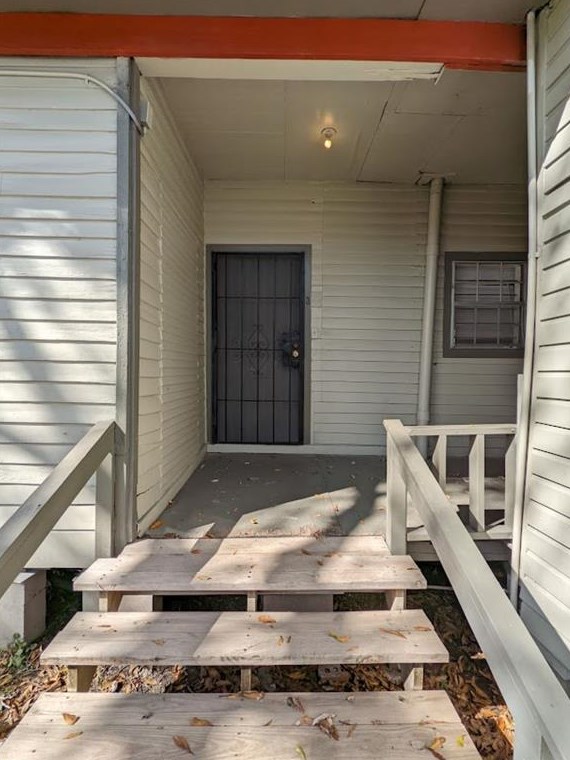 1202 Noble St #3, Houston, TX 77009