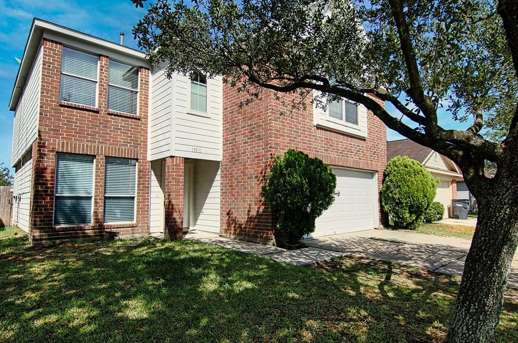 15810 Pin Oak Ridge St, Houston, TX 77073-5712