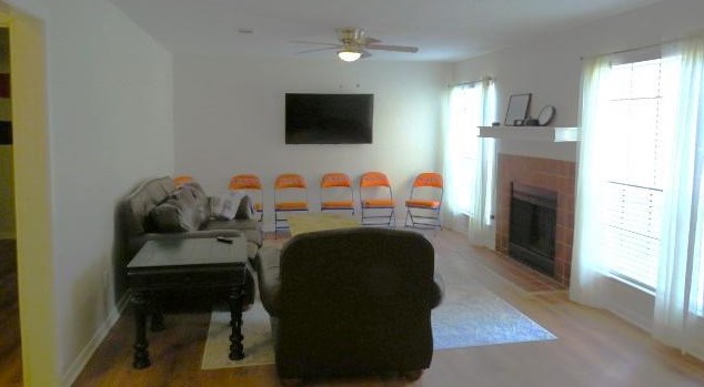 2401 Sycamore Ave #e2, Huntsville, TX 77340