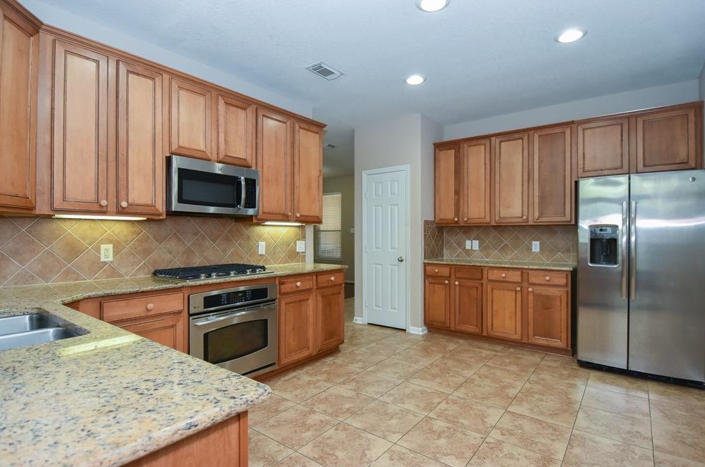 8811 Silent Willow Ln, Sugar Land TX  77479-5482 exterior