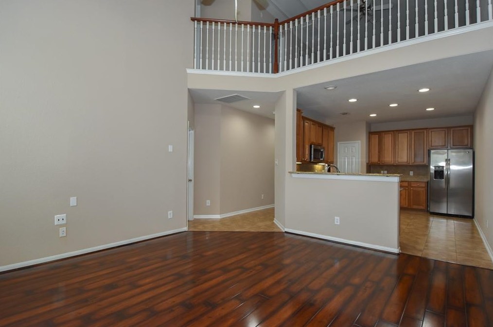 8811 Silent Willow Ln, Sugar Land TX  77479-5482 exterior