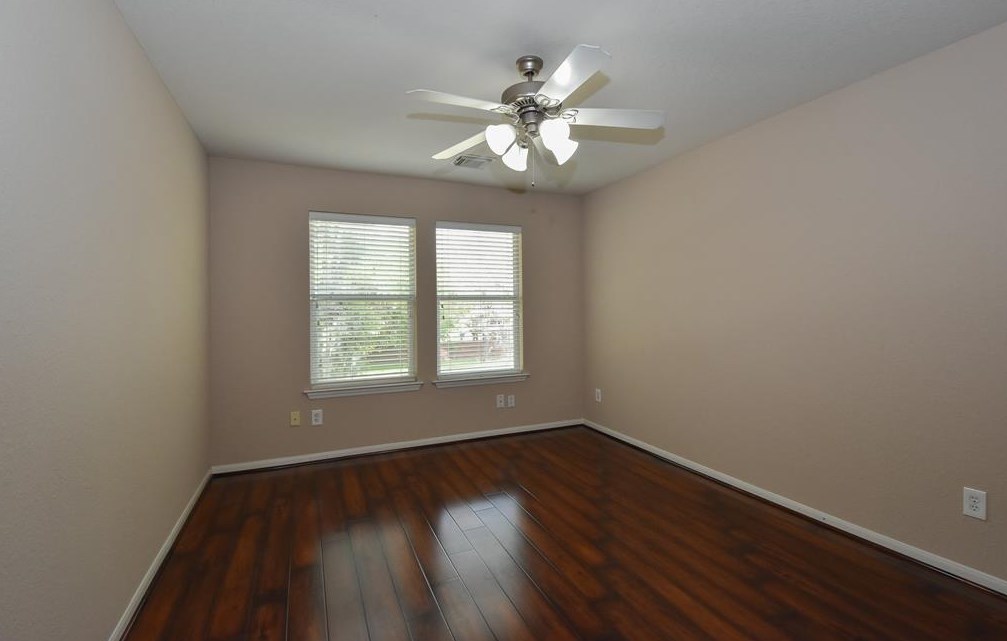 8811 Silent Willow Ln, Sugar Land TX  77479-5482 exterior