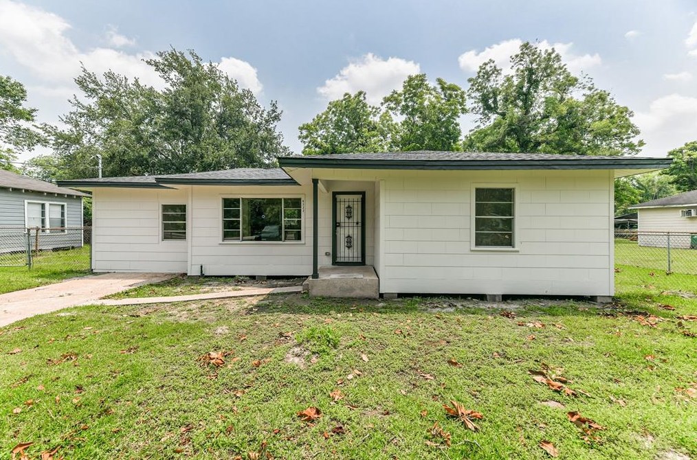 6322 Wileyvale Rd, Houston, TX 77028-4144