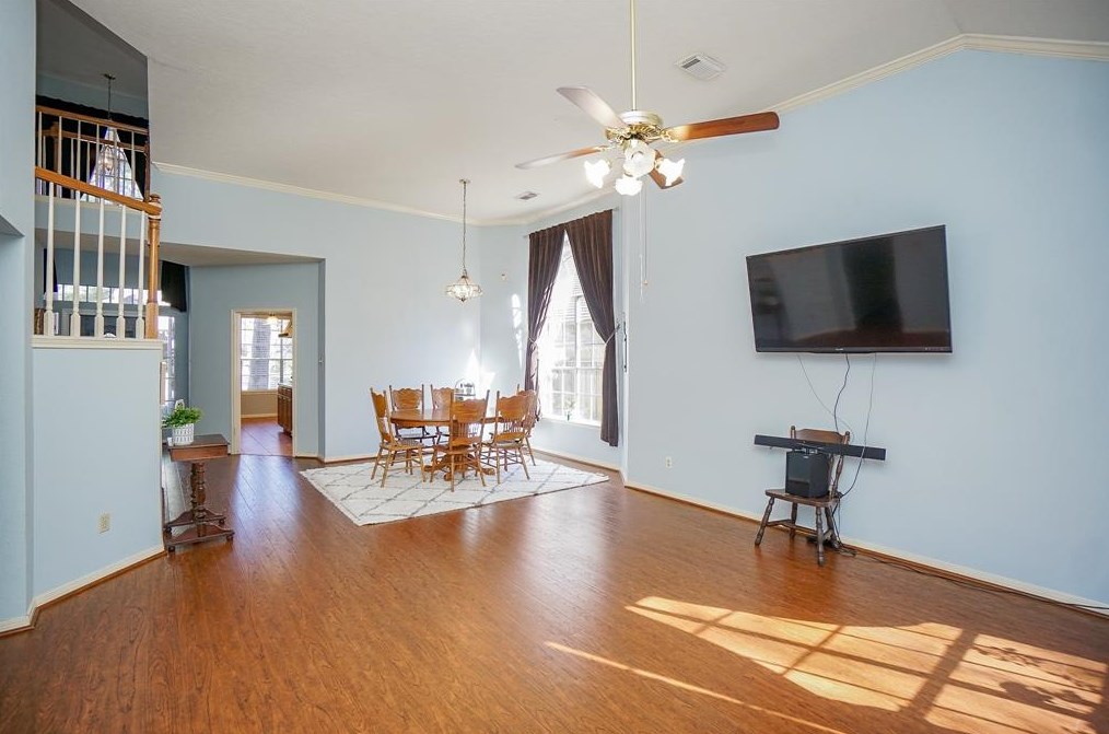 16023 Gladebrook Gln Ln, Houston TX 77095-2530 exterior